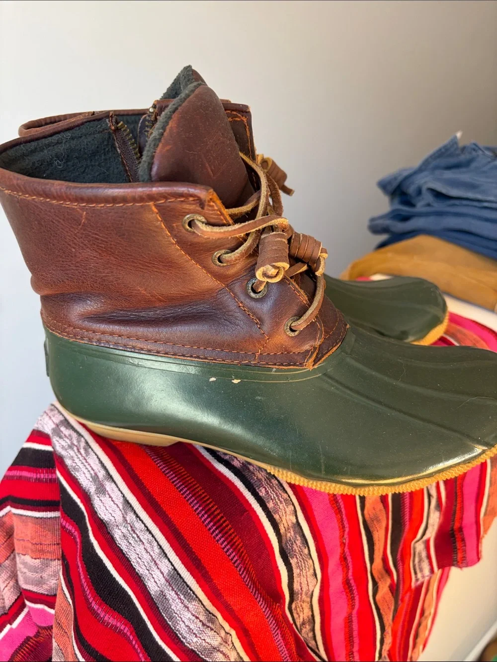 Sperry Woman’s Salt Water Mid Calf Duck Boot Size 8